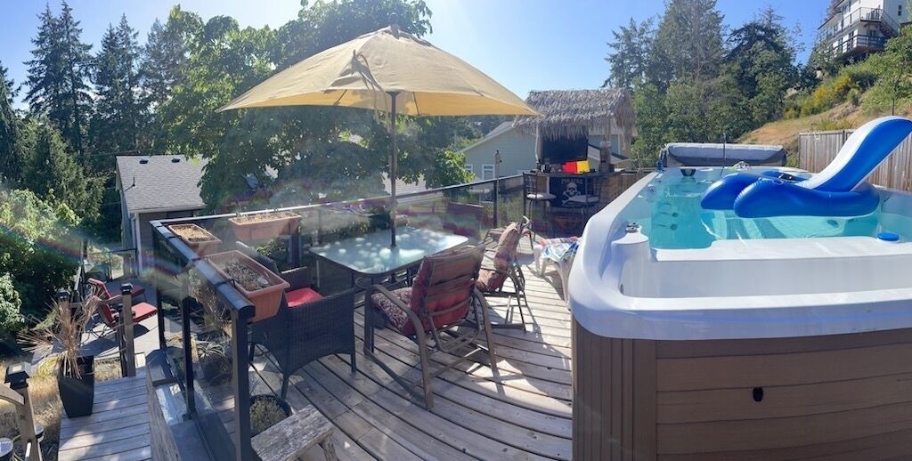 Photo of Patio Balcony in Departure Bay