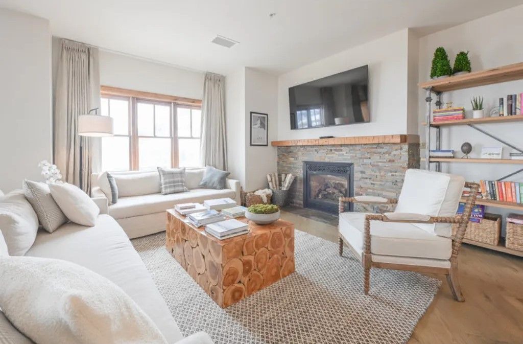 Photo of Livingroom in Mount Crested Butte