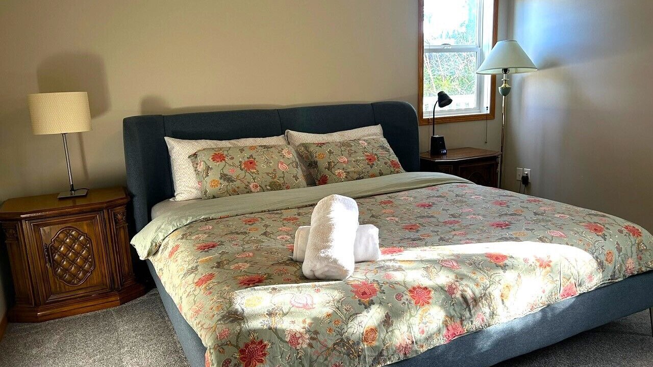Photo of Bedroom in Sylvan Lake