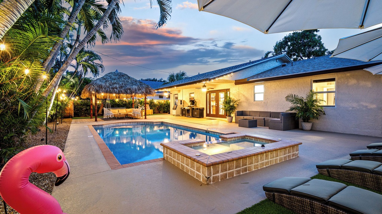 Photo of Outdoor in Tropic Palms