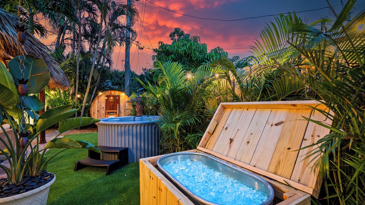 Photo of Outdoor in Tropic Palms