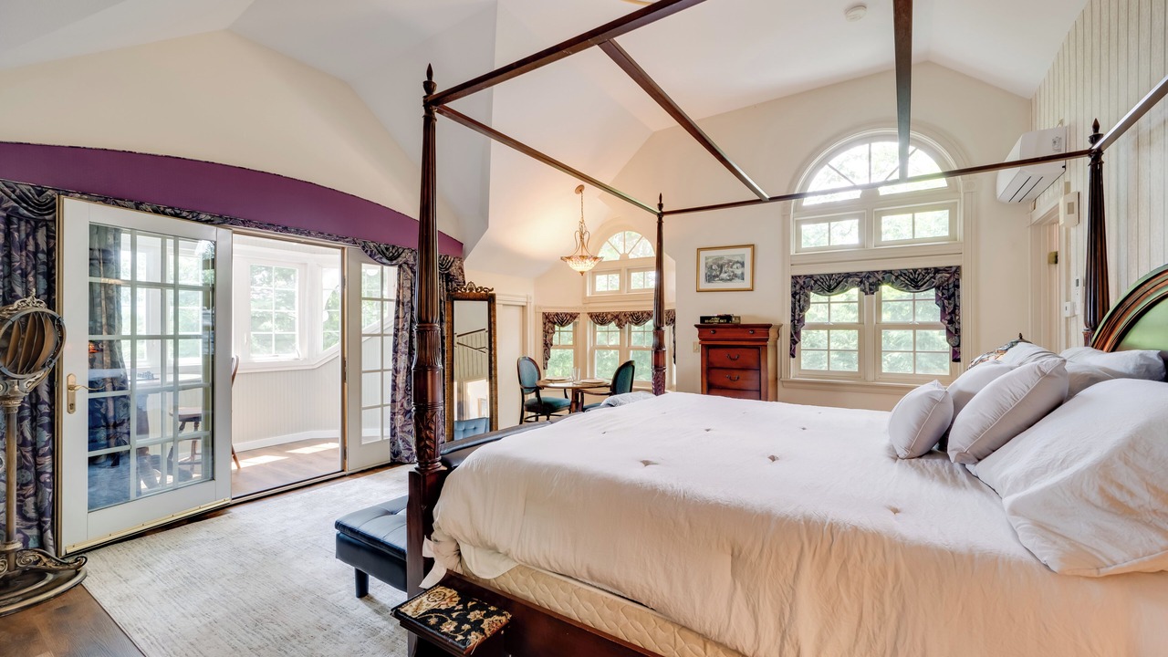 Photo of Bedroom in Jackson