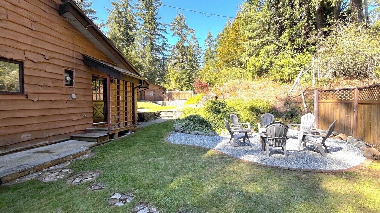 Photo of Outdoor in Shawnigan Lake