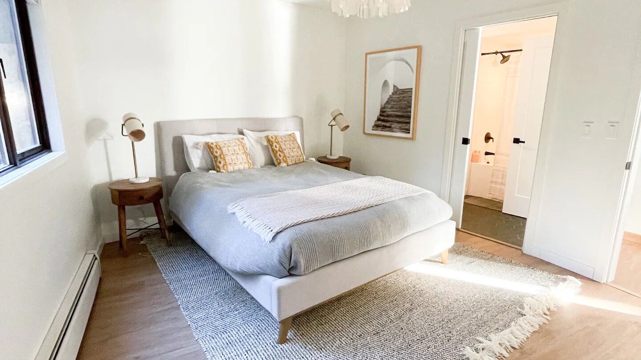 Photo of Bedroom in Shawnigan Lake