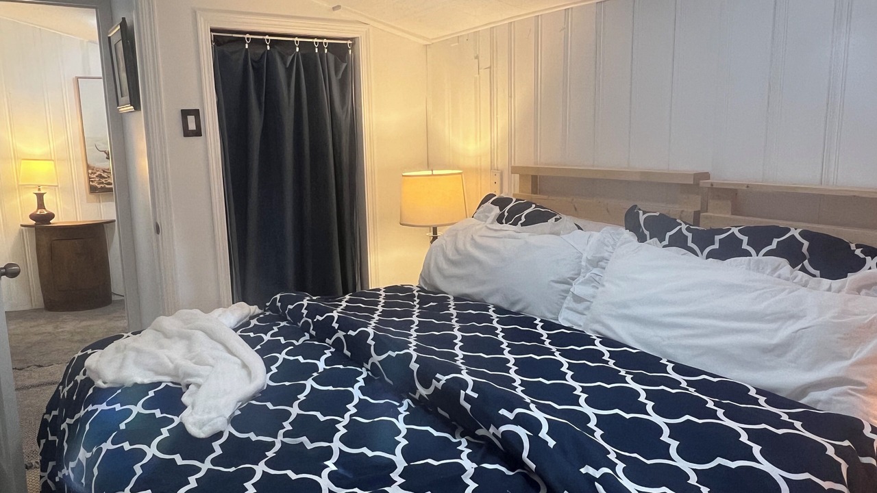 Photo of Bedroom in Alberta Beach