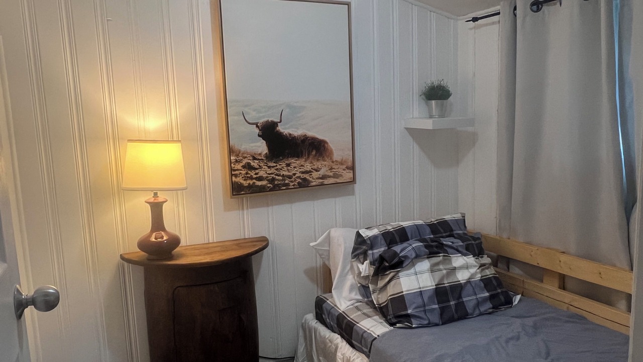 Photo of Bedroom in Alberta Beach