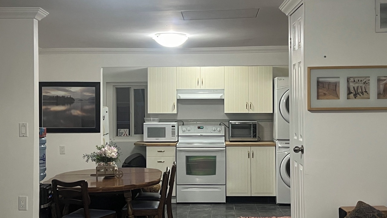 Photo of Kitchen in Alberta Beach
