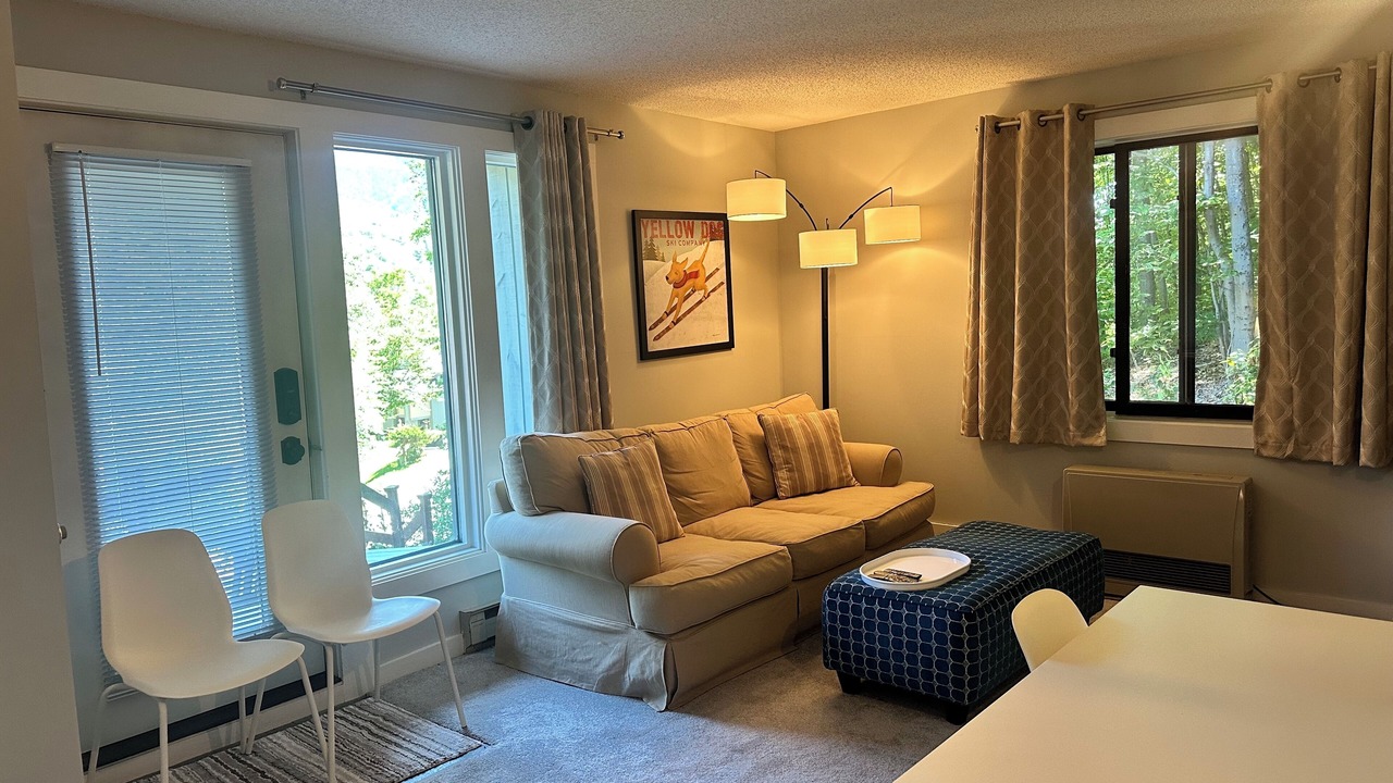 Photo of Livingroom in Lincoln
