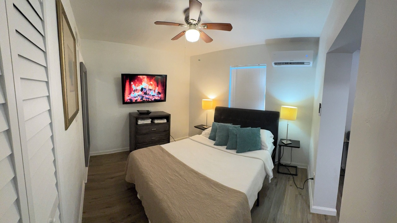 Photo of Bedroom in Pompano Beach