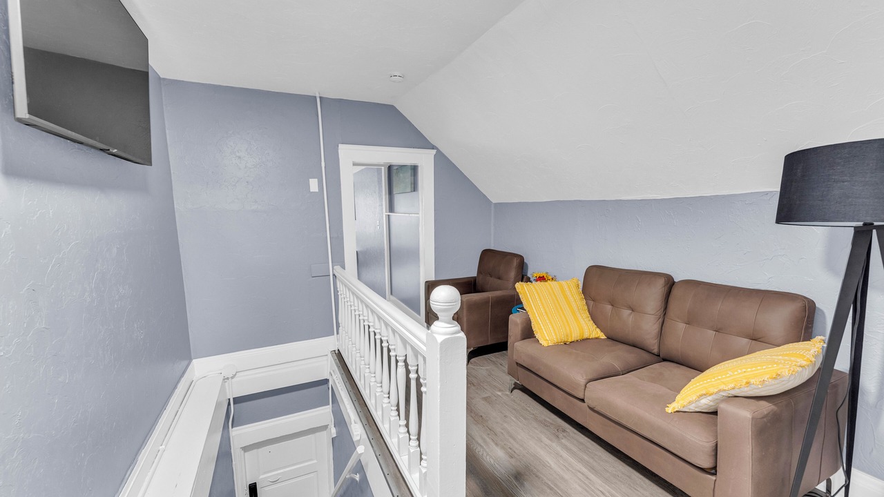 Photo of Livingroom in Little Italy
