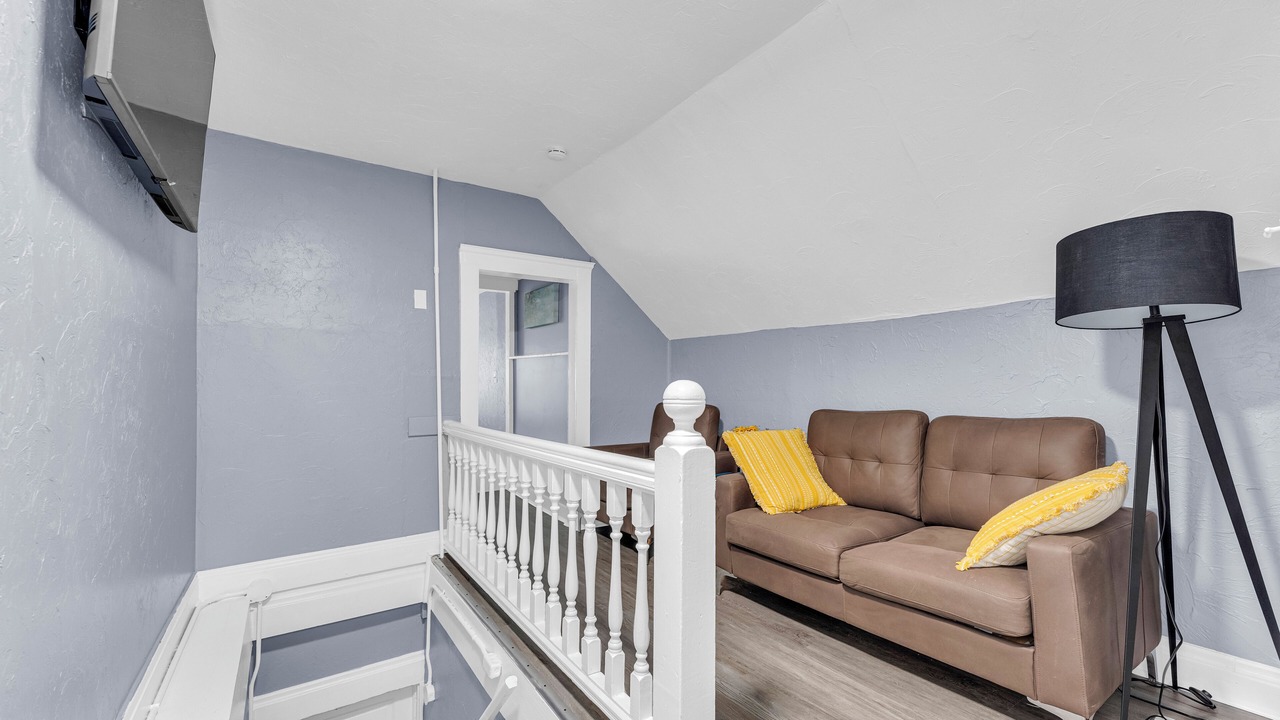 Photo of Livingroom in Little Italy
