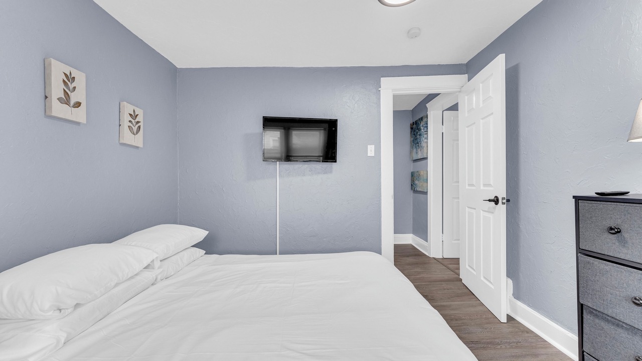 Photo of Bedroom in Little Italy