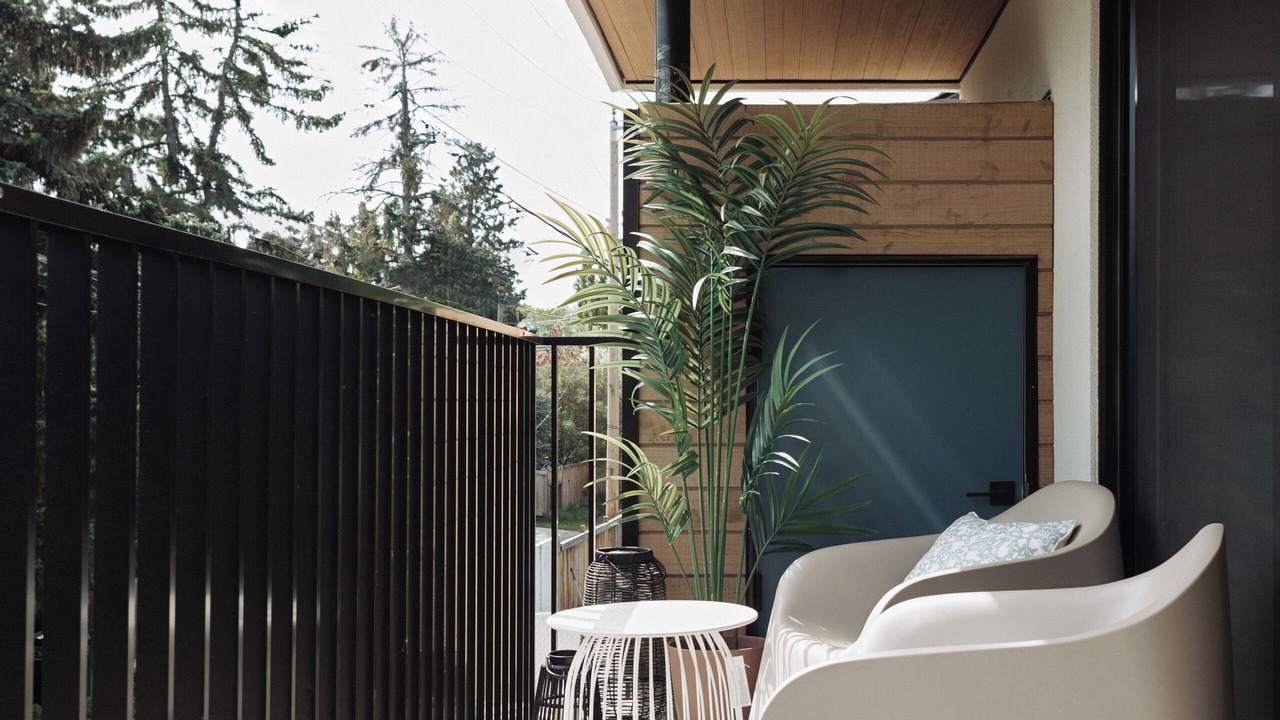 Photo of Patio Balcony in Whyte ave