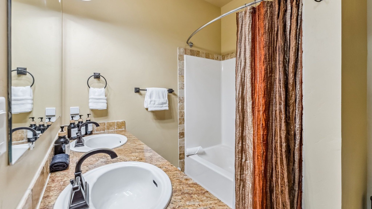 Photo of Bathroom in Wildernest