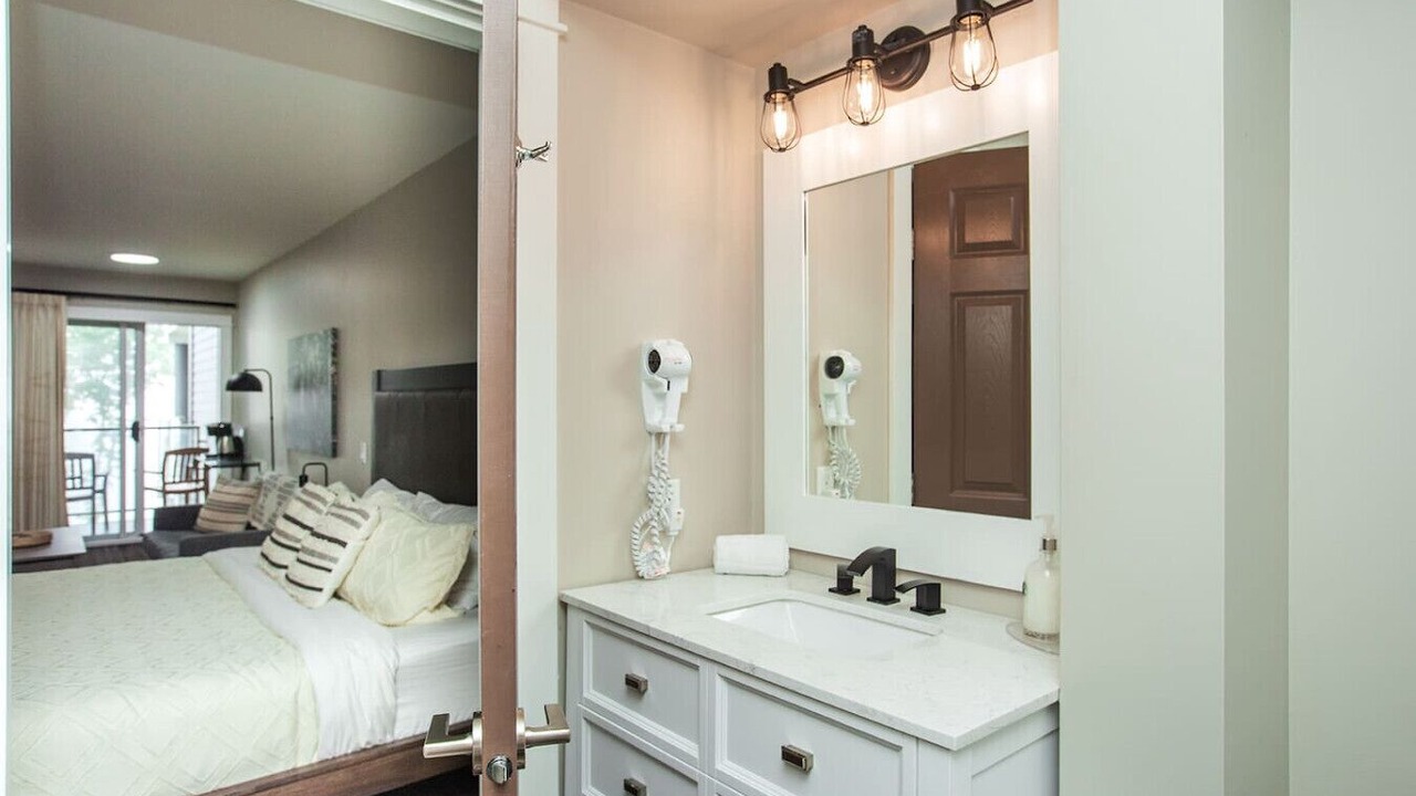 Photo of Bathroom in Regional District of Nanaimo