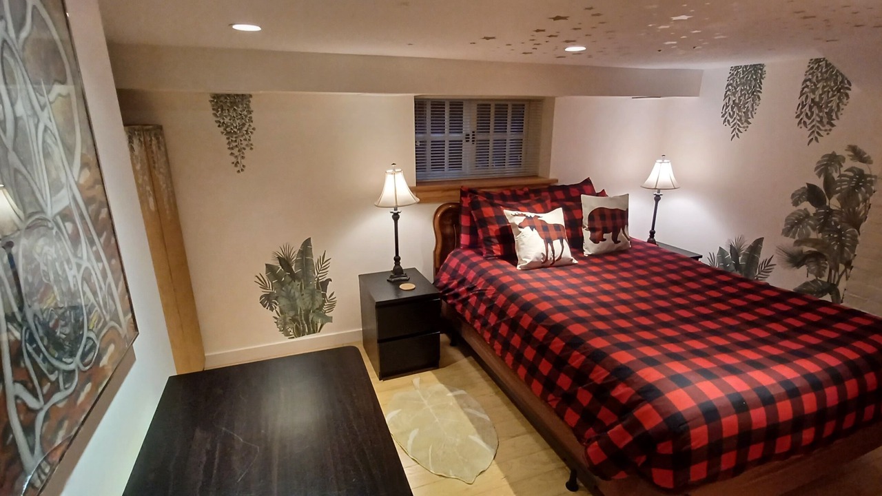 Photo of Bedroom in New Westminster