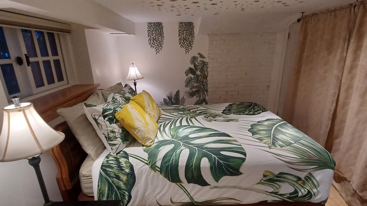 Photo of Bedroom in New Westminster