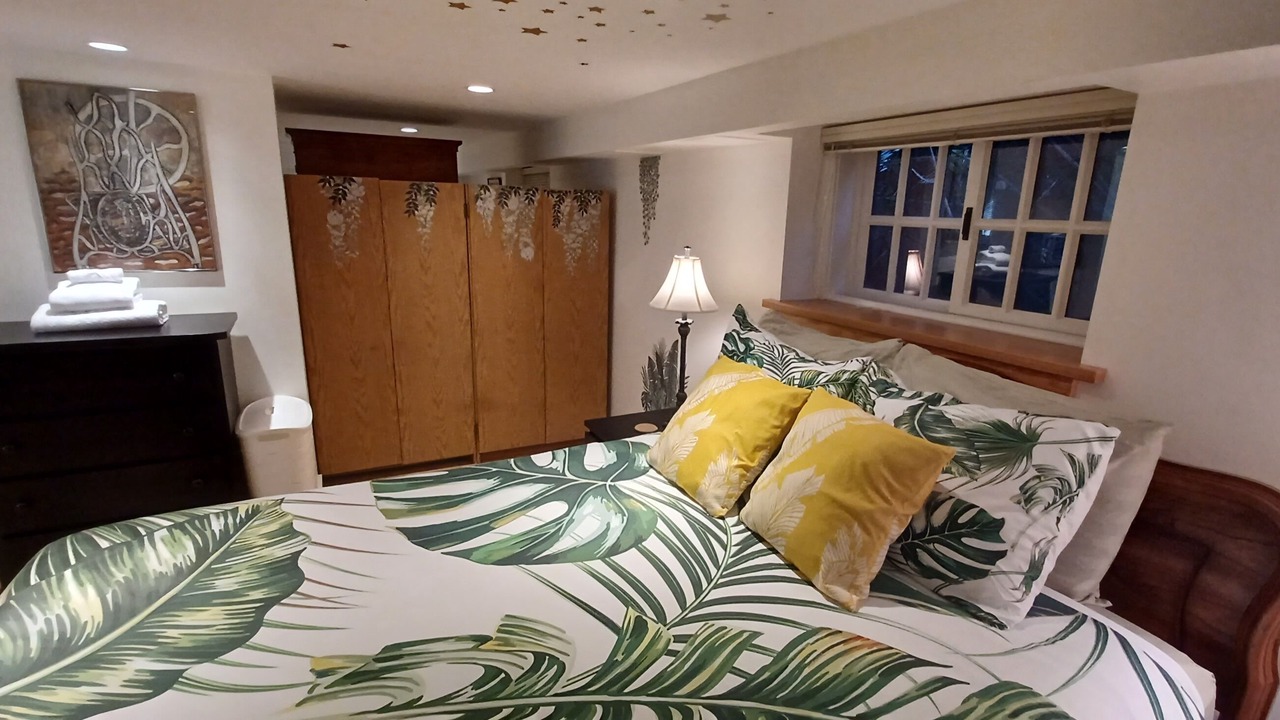 Photo of Bedroom in New Westminster