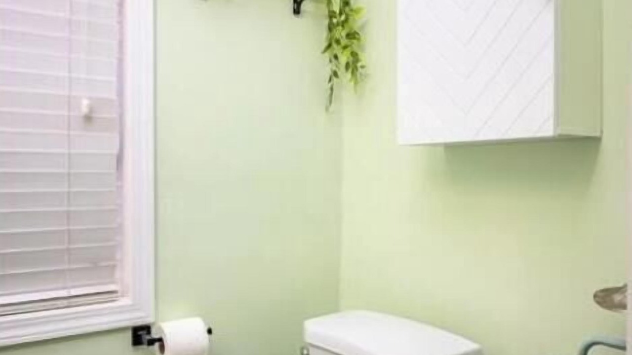 Photo of Bathroom in East Hill