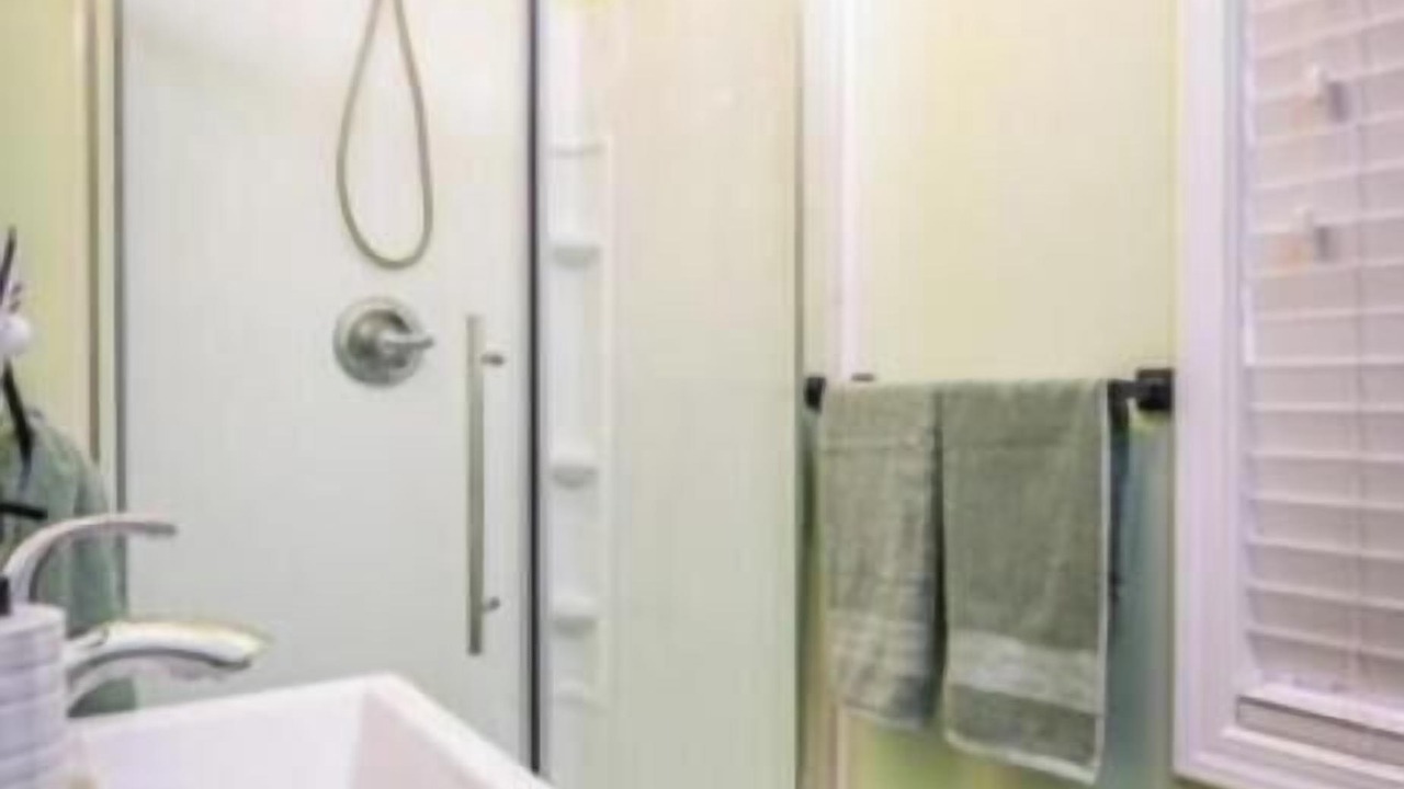 Photo of Bathroom in East Hill