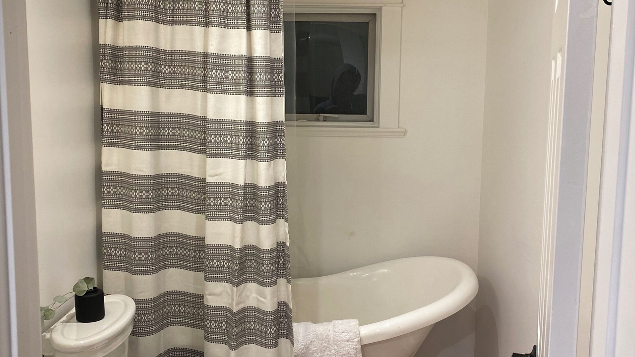 Photo of Bathroom in Grandview-Woodland