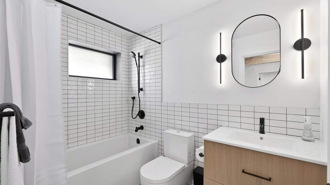Photo of Bathroom in Grandview-Woodland