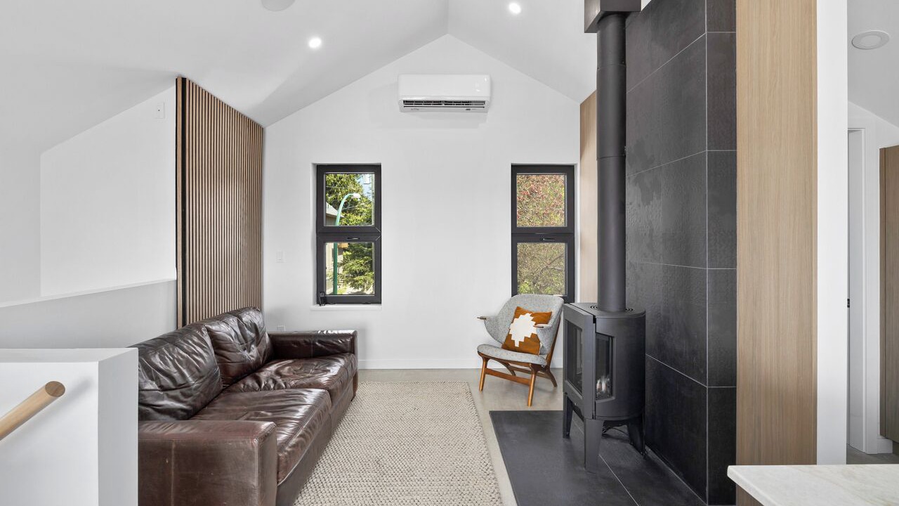 Photo of Livingroom in Grandview-Woodland