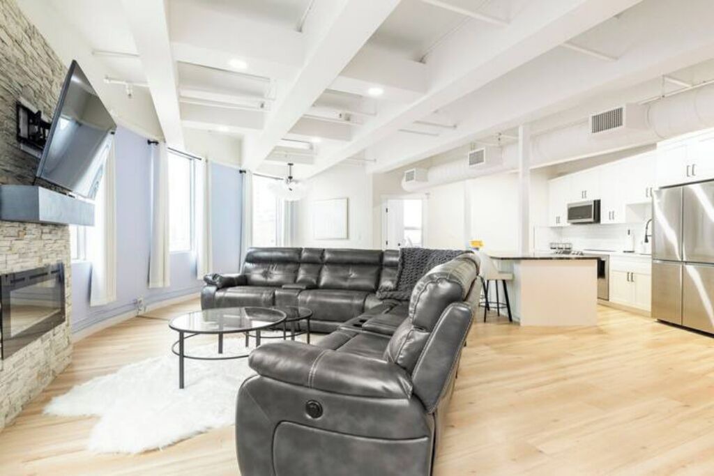Photo of Livingroom in Downtown Edmonton