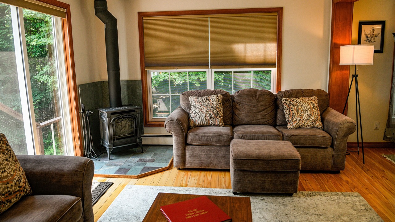 Photo of Livingroom in Warren