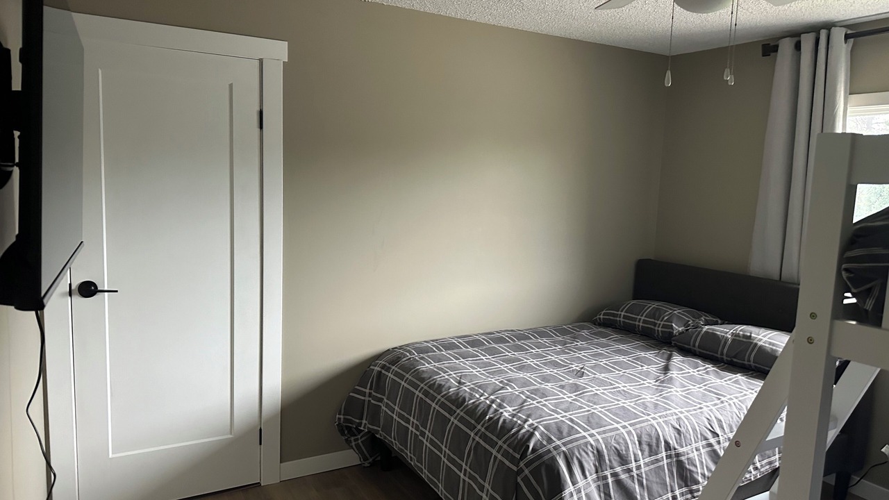 Photo of Bedroom in Valemount