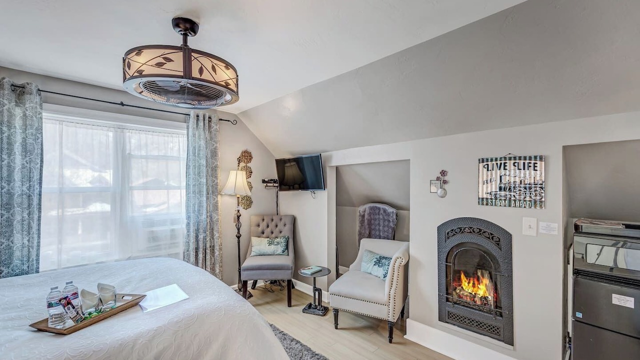 Photo of Bedroom in Glenwood Springs