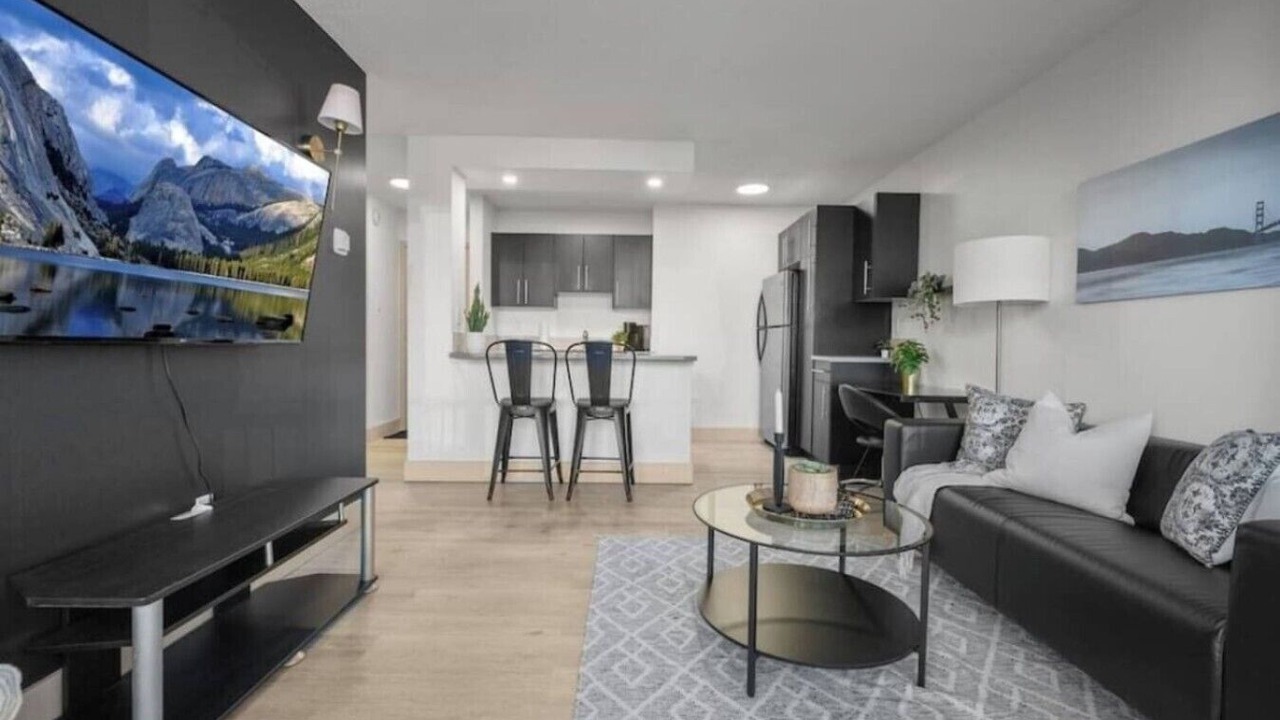 Photo of Livingroom in Beltline