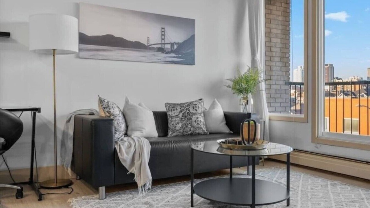Photo of Livingroom in Beltline