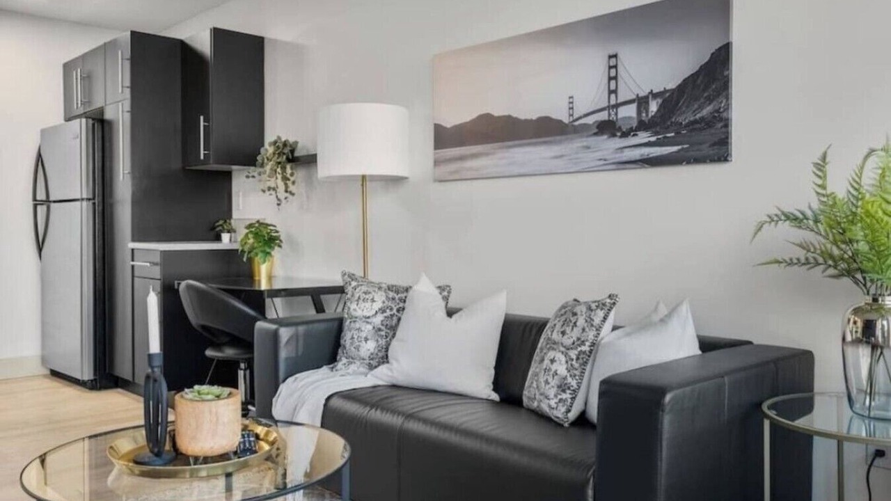 Photo of Livingroom in Beltline
