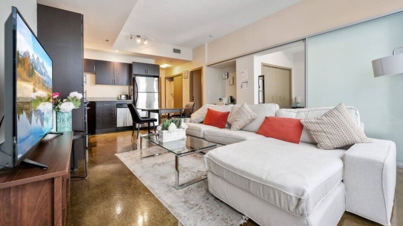 Photo of Livingroom in Beltline