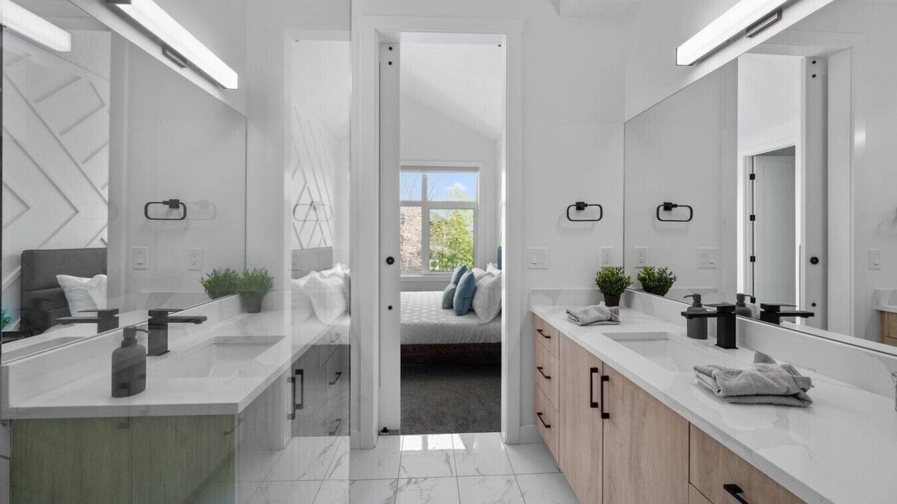 Photo of Bathroom in Southwest Calgary