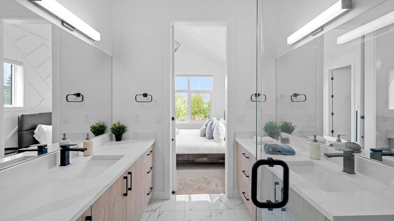 Photo of Bathroom in Southwest Calgary