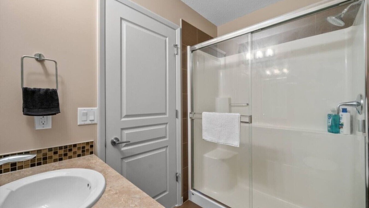 Photo of Bathroom in Victoria Park