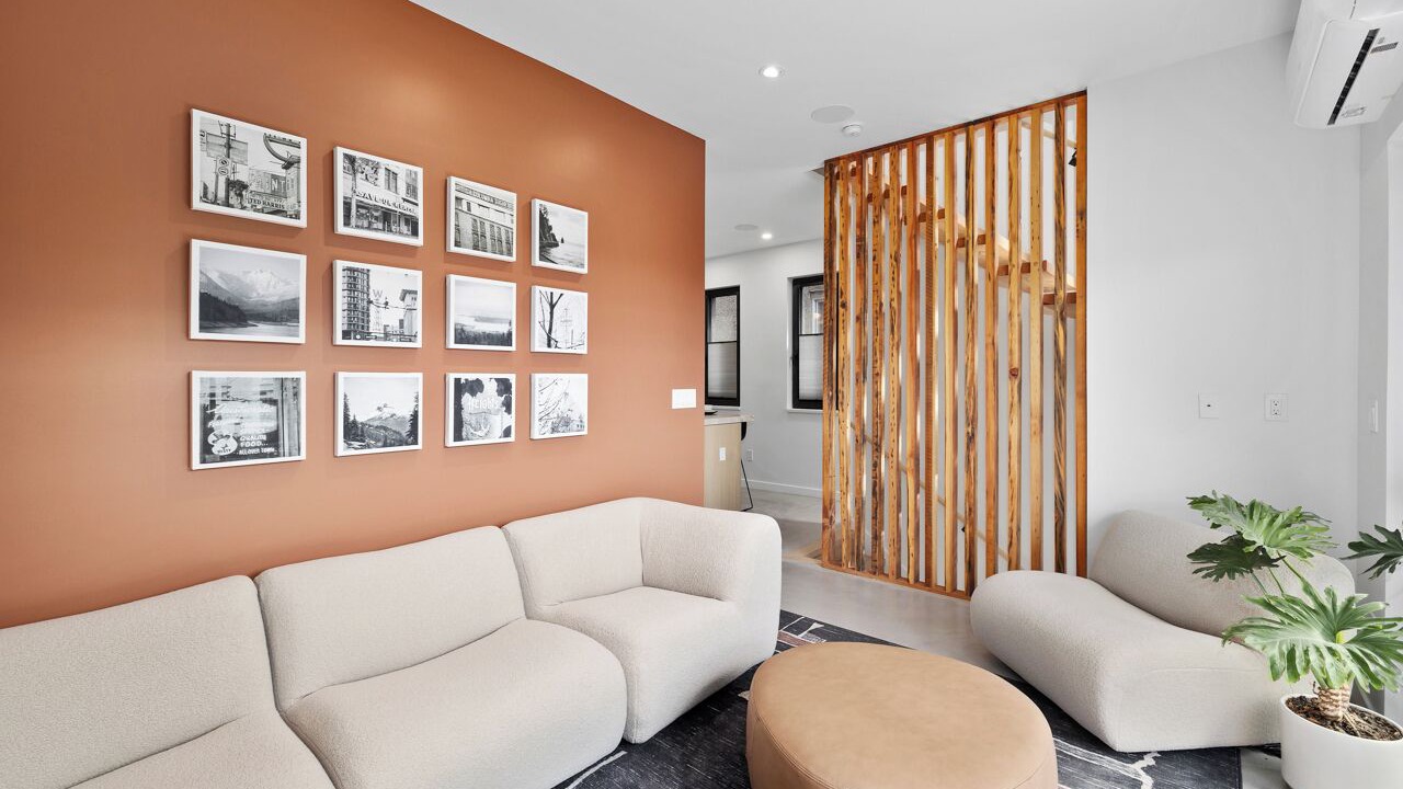 Photo of Livingroom in Grandview-Woodland