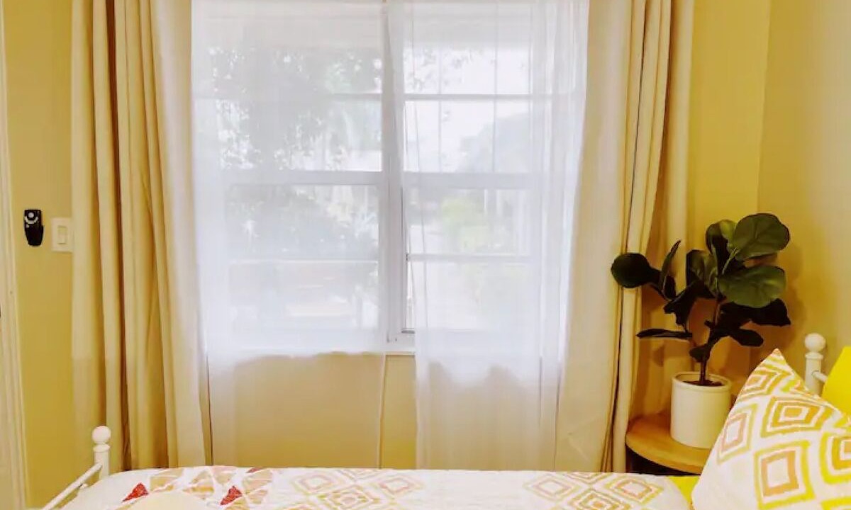 Photo of Bedroom in Pompano Beach