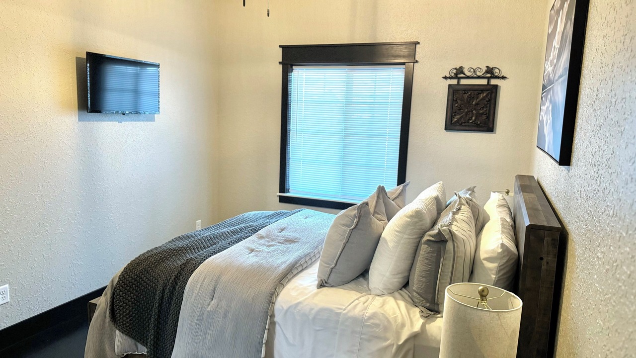 Photo of Bedroom in Hermosa