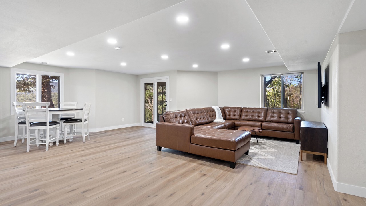 Photo of Livingroom in Estes Park