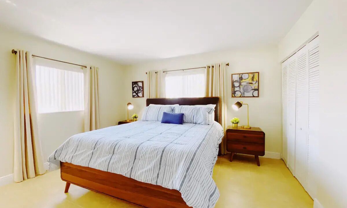 Photo of Bedroom in Lighthouse Point