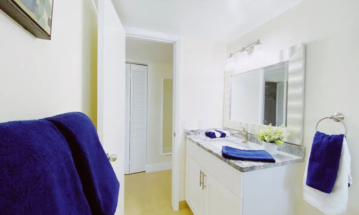 Photo of Bathroom in Lighthouse Point
