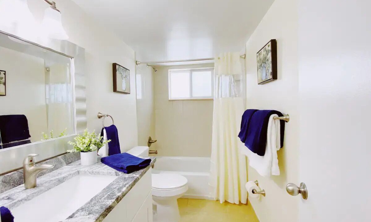 Photo of Bathroom in Lighthouse Point