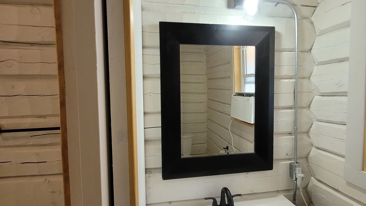 Photo of Bathroom in Okanagan-Similkameen