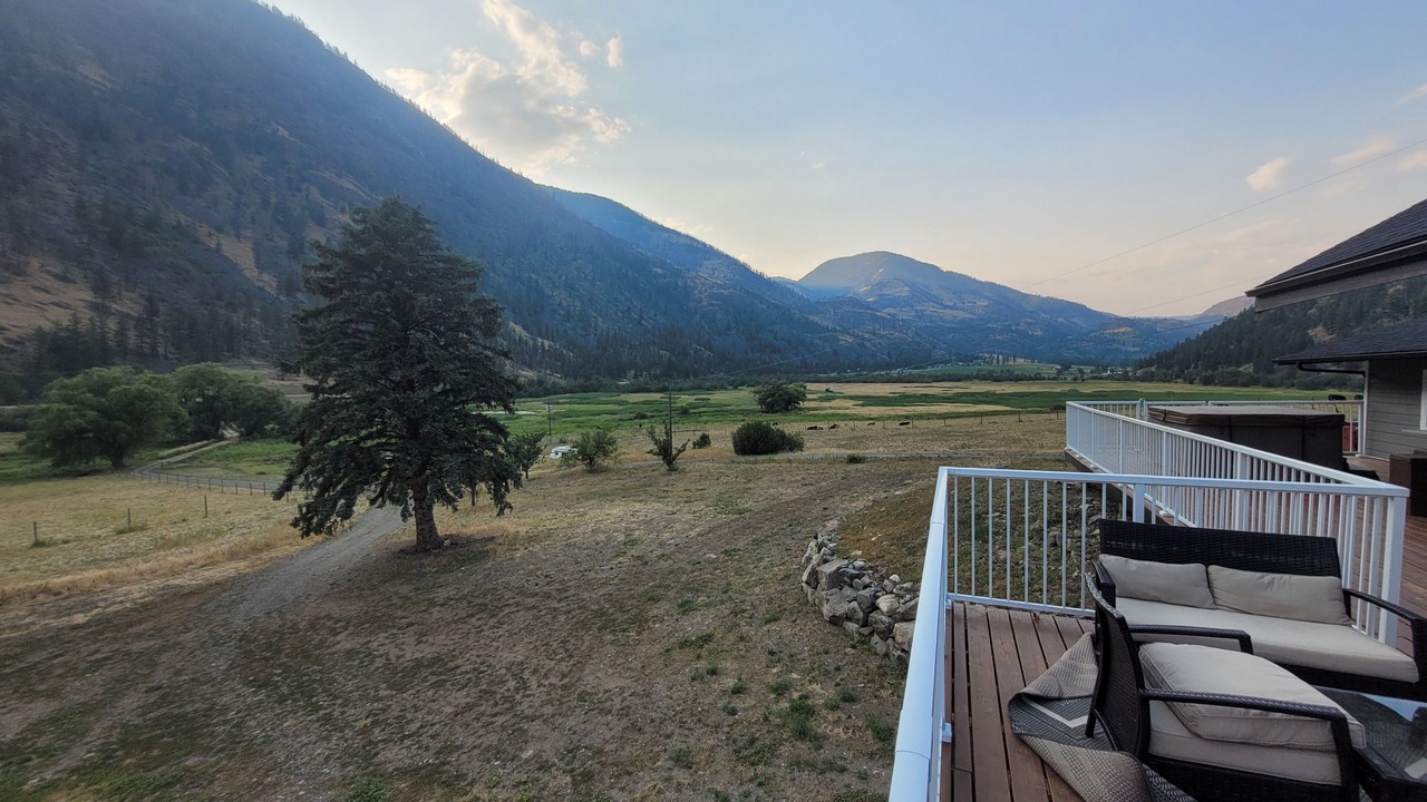 Photo of Patio Balcony in Okanagan-Similkameen