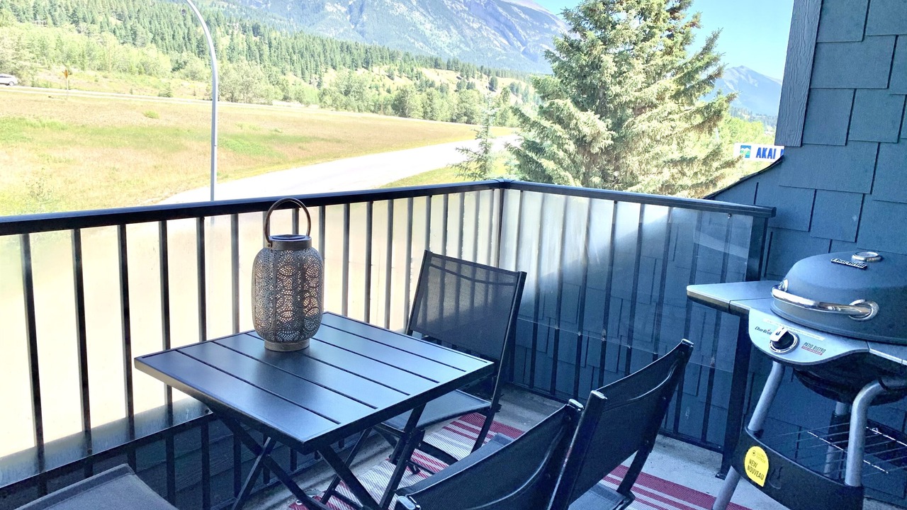 Photo of Patio Balcony in Canmore