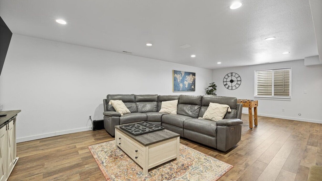 Photo of Livingroom in Summerset