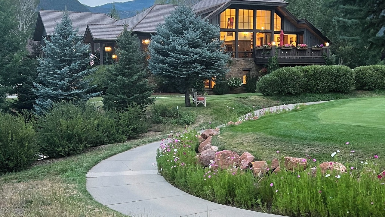 Photo of Outdoor in Aspen Glen